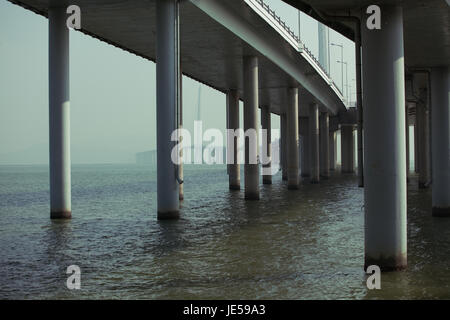 Shenzhen Bucht Brücke, Hong Kong SAR mit dem chinesischen Festland, Stadt Shenzhen, Provinz Guangdong, Volksrepublik China; Stockfoto
