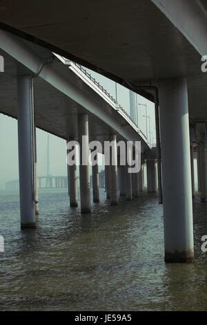 Shenzhen Bucht Brücke, Hong Kong SAR mit dem chinesischen Festland, Stadt Shenzhen, Provinz Guangdong, Volksrepublik China; Stockfoto