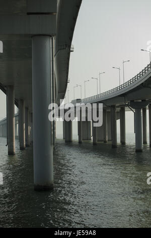 Shenzhen Bucht Brücke, Hong Kong SAR mit dem chinesischen Festland, Stadt Shenzhen, Provinz Guangdong, Volksrepublik China; Stockfoto