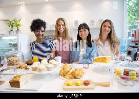 Bäckerei-Inhaber, portrait Stockfoto