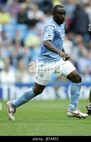 DARIUS VASSELL MANCHESTER CITY FC SPORT Stadt MANCHESTER ENGLAND 27. August 2005 Stockfoto