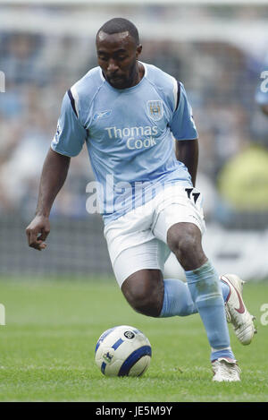 DARIUS VASSELL MANCHESTER CITY FC SPORT Stadt MANCHESTER ENGLAND 27. August 2005 Stockfoto