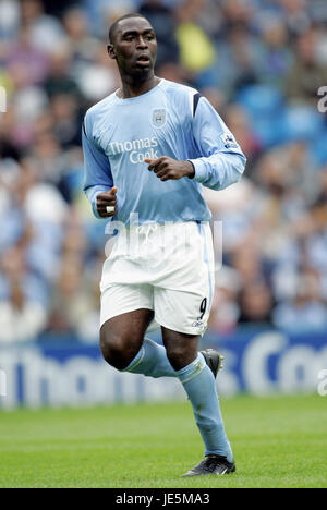 ANDREW COLE MANCHESTER CITY SPORT Stadt MANCHESTER ENGLAND 27. August 2005 Stockfoto