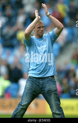 ANDREW FLINTOFF Stadt von MANCHESTER STADIUM CITY OF MANCHESTER STADIUM MANCHESTER ENGLAND 18. September 2005 Stockfoto