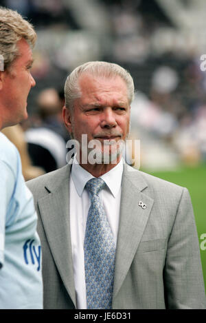 DAVID GOLD BIRMINGHAM CITY Vorsitzender PRIDE PARK DERBY ENGLAND 23. Juli 2005 Stockfoto