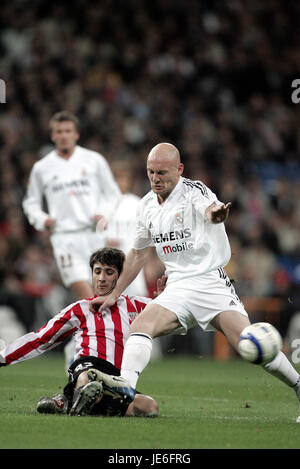 THOMAS GRAVESEN & TIKO REAL MADRID gegen ATHLETIC BILBAO SANTIAGO BERNABEU MADRID Spanien 19. Februar 2005 Stockfoto