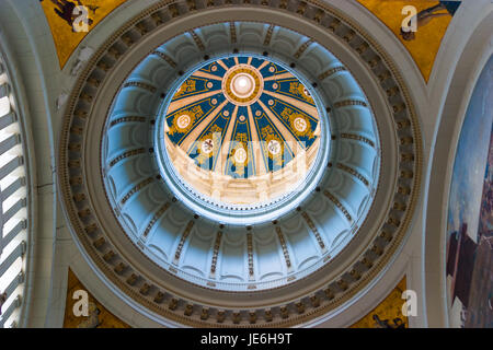 Decke eine reich verzierte Treppe, Museo De La Revolucion Museum, Havanna, Altstadt, Kuba, Karibik, zentrale America  Stockfoto