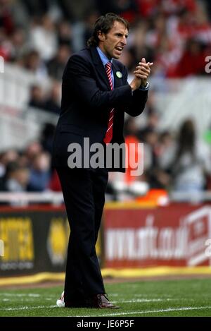 GARETH SOUTHGATE MIDDLESBROUGH FC MANAGER RIVERSIDE STADIUM MIDDLESBROUGH ENGLAND 14. Oktober 2006 Stockfoto