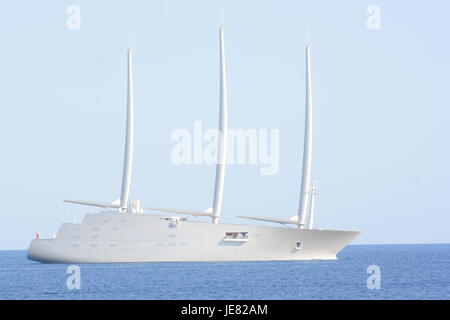 Ibiza. 22. Juni 2017. Andrie Melnichenko Ansichten der Segelboot Segelyacht in Ibiza, auf Donnerstag, 22. Juni 2017. Bildnachweis: Gtres Información Más lokalen auf line,S.L./Alamy Live News Stockfoto