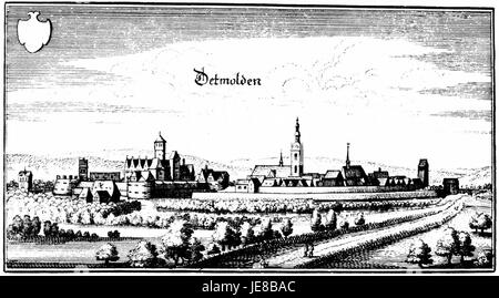 Dieser detailreiche Stich von Merian aus dem Jahr 1647 zeigt die Stadt Detmold in Deutschland. Das Werk ist Teil einer Reihe detaillierter Illustrationen von Städten und Landschaften, die das historische Layout und die Architektur des Gebiets zeigen. Stockfoto