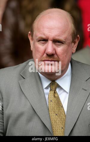 BRIAN BARWICK FA CHIEF EXECUTIVE Anfield Road LIVERPOOL ENGLAND 26. August 2006 Stockfoto