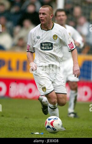 STEPHEN CRAINEY LEEDS UNITED FC KC STADIUM HULL ENGLAND 1. April 2006 Stockfoto