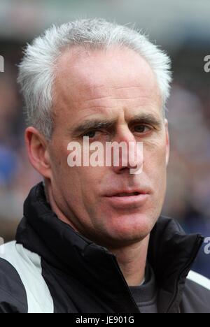 MICK MCCARTHY SUNDERLAND MANAGER ST ANDREWS BIRMINGHAM ENGLAND 25. Februar 2006 Stockfoto