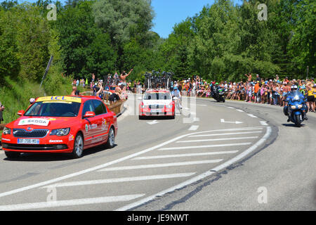 16 / 07 / 2014 Etape 11 du Tour de France. Skoda. Dernier Coureur. Kostenloses Bild langjährigem. Kein copyright Stockfoto