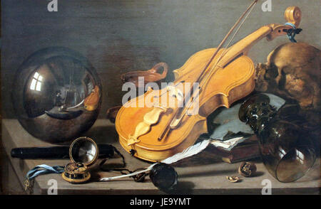 Das Gemälde „Vanitas Stillleben mit Selbstporträt“ von Pieter Claesz aus dem Jahr 1628 zeigt neben dem Selbstporträt des Künstlers eine symbolische Anordnung von Objekten, die Themen der Sterblichkeit und der Vergänglichkeit des Lebens reflektiert. Stockfoto