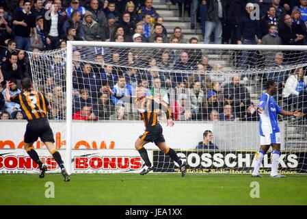 DEAN WINDASS feiert HULL CITY V BIRMINGHAM CITY KC STADIUM HULL ENGLAND 24. Februar 2007 Stockfoto