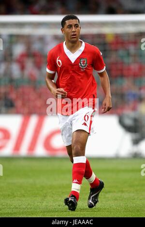 LEWIN NYATANGA WALES & DERBY COUNTY FC MILLENNIUM Stadion CARDIFF WALES 8. September 2007 Stockfoto