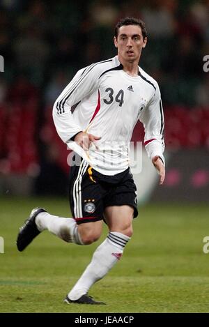 ROBERTO HILBERT Deutschland & VFB STUTTGART MILLENNIUM Stadion CARDIFF WALES 8. September 2007 Stockfoto