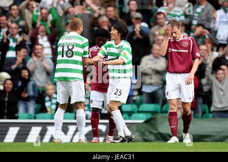 MASSIMO DONATI & SHUNSUKE NAKA GLASGOW CELTIC FC V Herzen FC CELTIC PARK GLASGOW Schottland 25. August 2007 Stockfoto