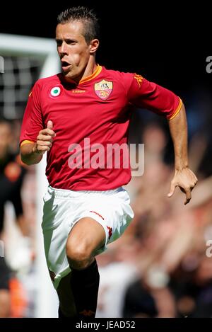 RODRIGO TADDEI AS ROMA UPTON PARK LONDON ENGLAND 4. August 2007 Stockfoto