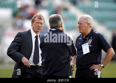 MCCLAREN VENABLES & B BESWICK ENGLAND MANAGER & PSYCHOLOGE A.LE COQ ARENA TALLINN Estland 6. Juni 2007 Stockfoto