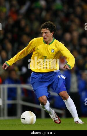 ELANO Brasilien & SHAKHTAR DONETSK das EMIRATES Stadion ARSENAL LONDON 6. Februar 2007 Stockfoto