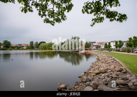 Haderslev ist eine dänische Stadt Region des südlichen Dänemark mit einer Bevölkerung von 21,574. Die Stadt und die administrative Haderslev Kommune Stockfoto