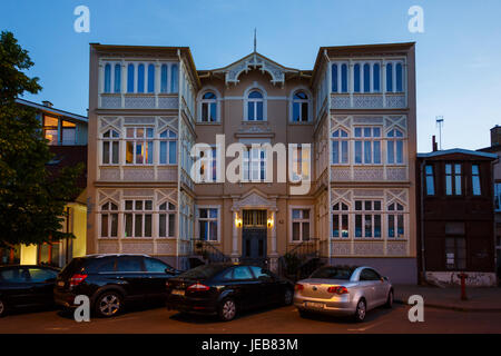 Sopot, Polen - 10. Juni 2017: Traditionelle Gebäude von Sopot Ferienort im Sommer Stockfoto