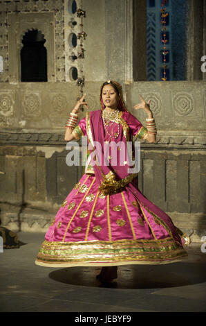 Indien, Rajasthan, Udaipur, Bagore-Ki-Haveli, Tänzerin, Stockfoto