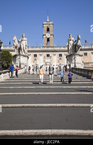 Italien, Rom, Treppe, der Piazza del Campidoglio, Touristen, Stockfoto