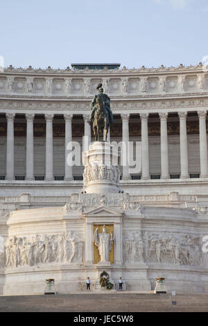 Italien, Rom, Reiterstatue von Victor Emmanuel II, Stockfoto