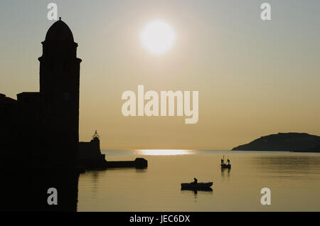 Europa, Frankreich, Collioure, die Kirche Notre-Dames-des-Anges, in den Hintergrund-Stiefeln, Stockfoto