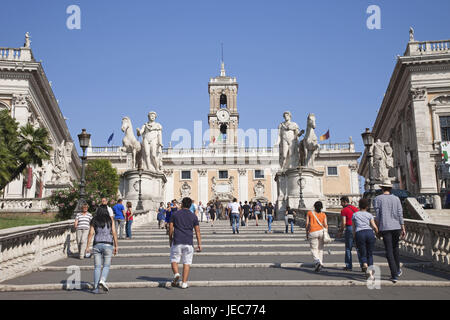 Italien, Rom, Treppe, der Piazza del Campidoglio, Touristen, Stockfoto