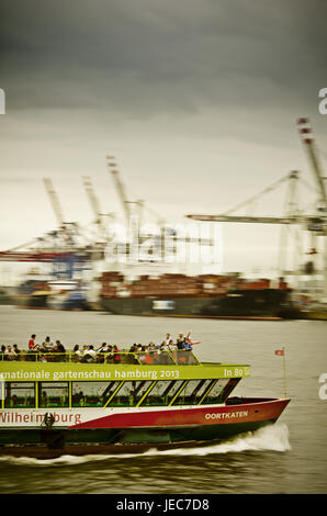 Deutschland, Hamburg, Hafen, Fischmarkt, Schiff, Hadag, Stockfoto