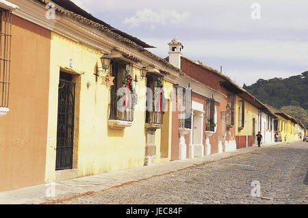 Antigua Guatemala, Guatemala, Altstadt, Terrasse, Mittelamerika, Lateinamerika, Stadt, Reiseziel, Tourismus, Person, außen, Fußgängerzone, Wohn Häuser, Gebäude, Architektur, Stockfoto