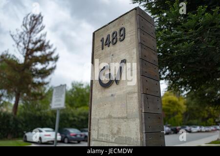 Beschilderung für Google Ventures, die Venture-Capital-Aufteilung der Google Inc, im Googleplex, Sitz der Google Inc in das Silicon Valley Stadt Mountain View, Kalifornien, 7. April 2017. Stockfoto