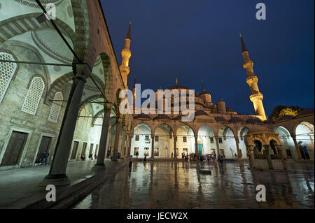 Türkei, Istanbul, sultan's Ahmed Moschee, blaue Moschee mit Regen in der Nacht, Stockfoto