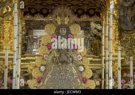 Spanien, Andalusien, el Rocio, Romeria, Madonnenfigur, mittlere Nahaufnahme Stockfoto