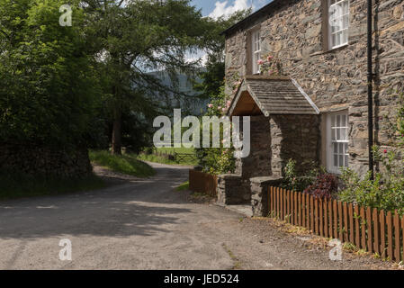 Der Weiler Stonethwaite in Borrowdale Cumbria Stockfoto