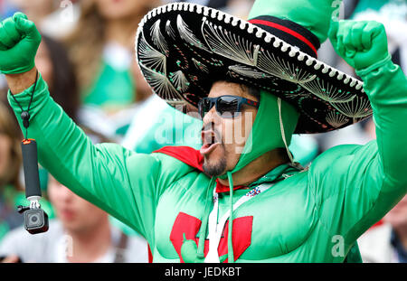 Kazan, Russland. 24. Juni 2017. Mexiko-Fan während Mexiko-Russland Spiels gültig für die dritte Runde des 2017 Confederations Cup am Samstag (24) in die Arena von Kazan in Kazan, Russland statt. (Foto: Rodolfo Buhrer/La Imagem/Fotoarena) Stockfoto