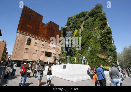 Spanien, Madrid, CaixaForum, Kunstgalerie, Außenansicht, Stockfoto