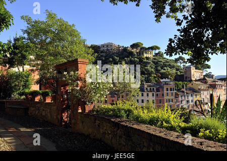 Italien, Ligurien, Riviera Tu der Levante, Portofino, Blick auf eine Terrasse, Stockfoto