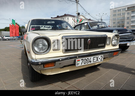 Alten weißen Toyota auf Ausstellung von Oldtimern. Sommer. Belarus. Vitebsk. 2017. Stockfoto