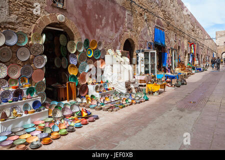 Souks in der alten Medina, Essaouira Stockfoto