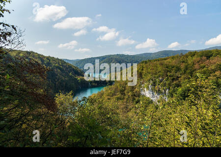 Der Nationalpark Plitvicer Seen ist das laut Fläche der größte Nationalpark Kroatiens und zugleich auch der älteste Nationalpark S Stockfoto