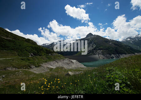 Der Speicher K? Lnbrein ist ein Stausee der Kraftwerke Malta in Kärnten, Österreich., Der Speicher Kölnbrein ist Ein Stausee der Maltakraftwerke in Stockfoto