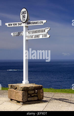 Melden Sie sich an das Land in England, Hinweisschild am Lands End in England Stockfoto