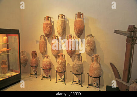 Römische Amphoren Wein Krüge, Archäologisches Museum, Rabat Victoria, Gozo, Malta Stockfoto