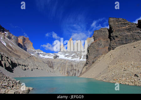 Die drei Türme im Torres del Paine Nationalpark, Patagonien, Chile, Blick vom Mirador de Las Torres Stockfoto