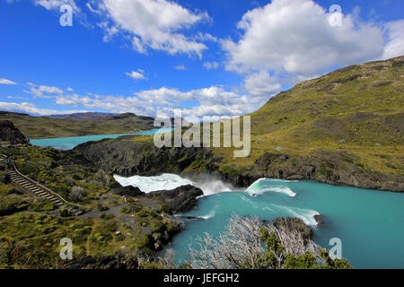 Salto Grande Wasserfall, Torres Del Paine Nationalpark, Patagonien, Chile Südamerika Stockfoto